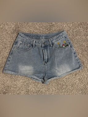 ROMWE Fairycore Mushroom Embroidery Denim Shorts in a Size Large or 8/10
